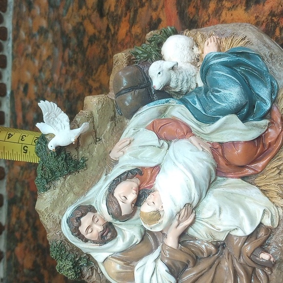 Nativity Scene Figurine with Multicolor Design - Picture 9 of 9